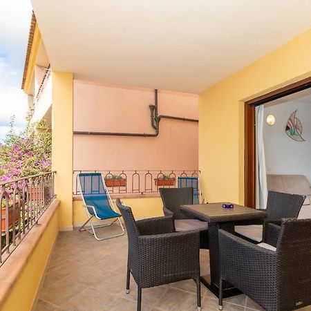 Appartamento Con Piscina 03 Trinità dʼAgultu Exteriör bild